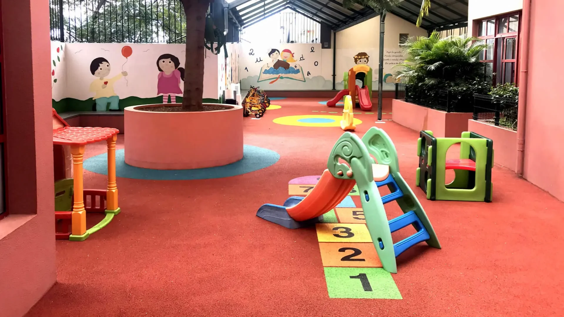 CENTRO SOCIAL E PAROQUIAL DE SANTA CECÍLIA